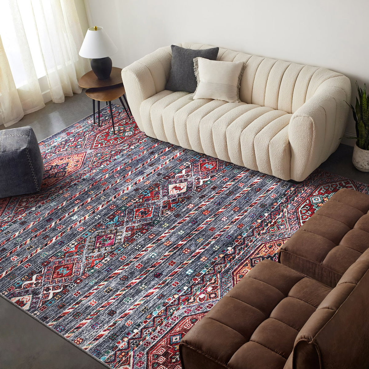 Tapis Ethnique Bordeaux Lavable Nina, vue principale