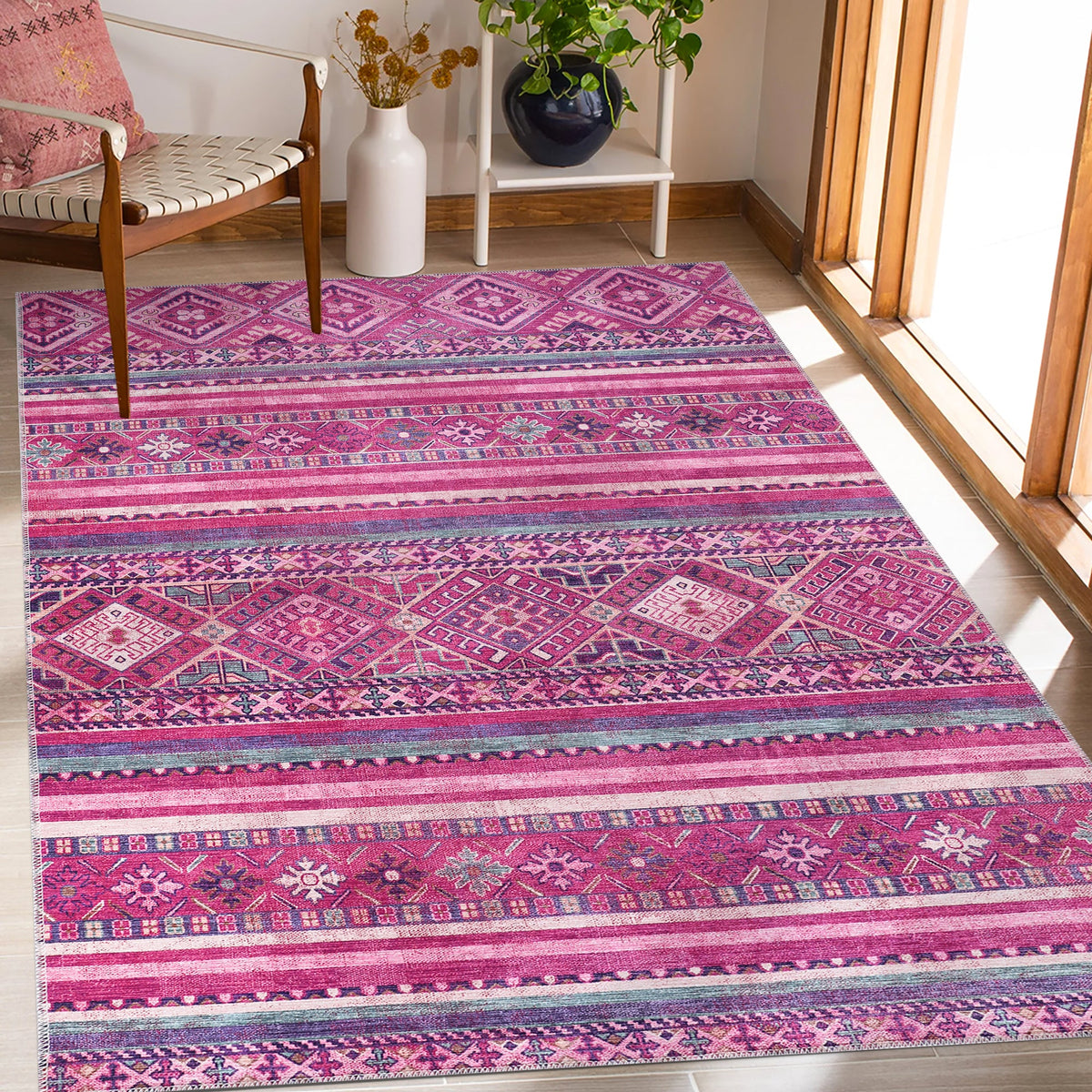 Tapis Ethnique Bleu Marine Lavable Quitterie, vue principale