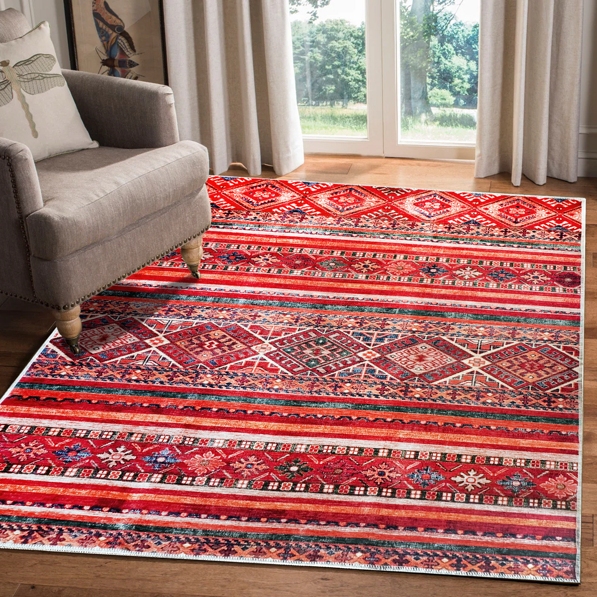 Tapis Ethnique Bordeaux Lavable Naëlle, vue principale